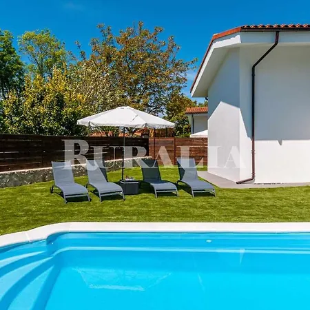 Chalet Valdes-un Lugar Idilico,cerca De La Costa